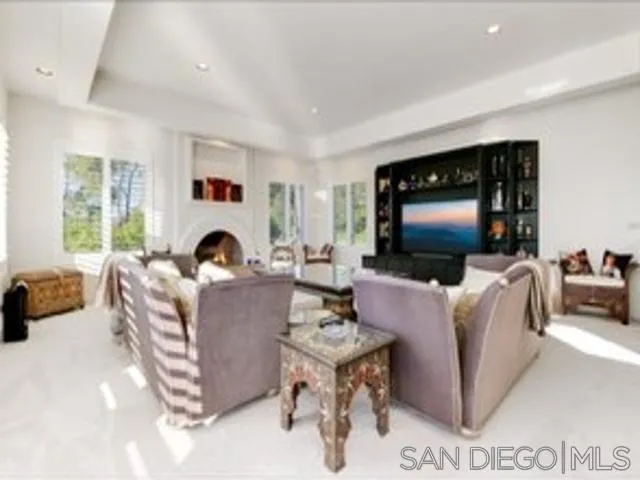 17381 Circa Oriente Rancho Santa Fe, CA 92067