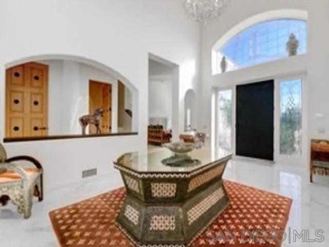 17381 Circa Oriente Rancho Santa Fe, CA 92067