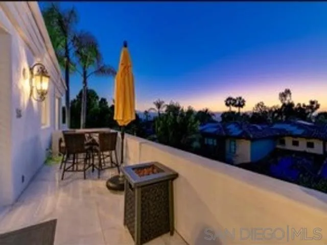 17381 Circa Oriente Rancho Santa Fe, CA 92067