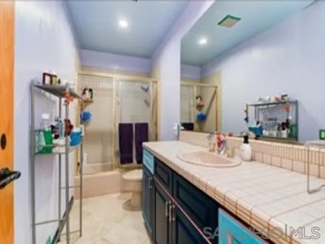 17381 Circa Oriente Rancho Santa Fe, CA 92067