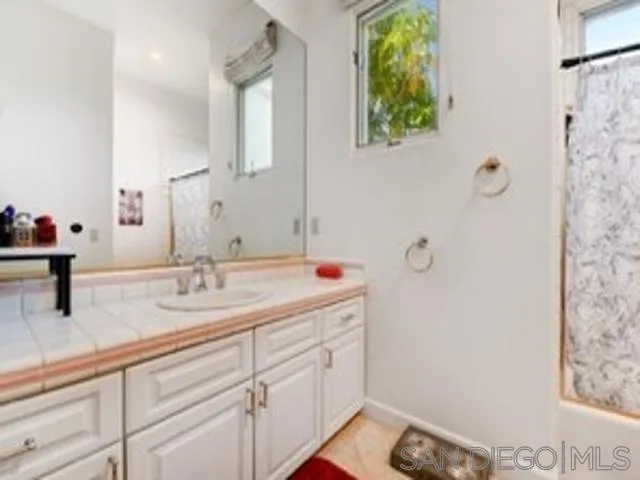 17381 Circa Oriente Rancho Santa Fe, CA 92067