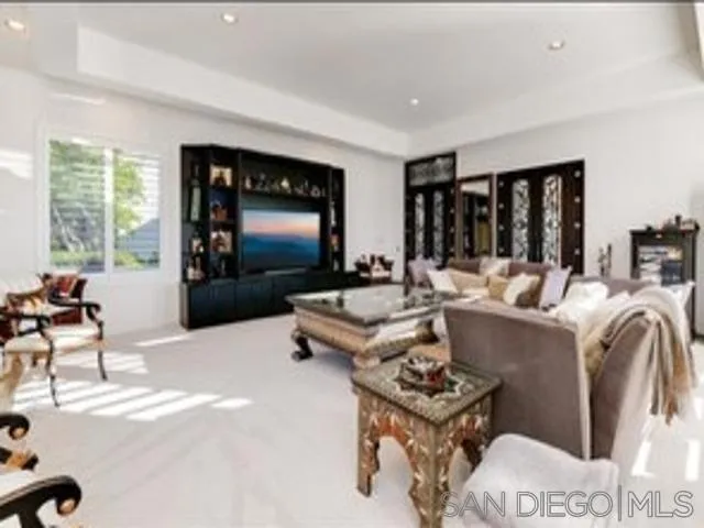 17381 Circa Oriente Rancho Santa Fe, CA 92067