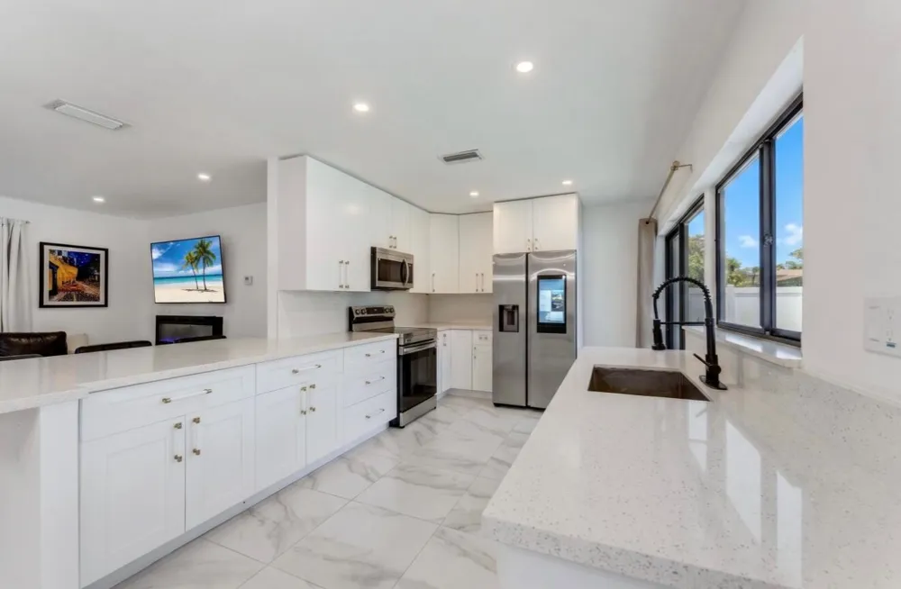 9819 Spanish Isles Drive Boca Raton, FL 33496