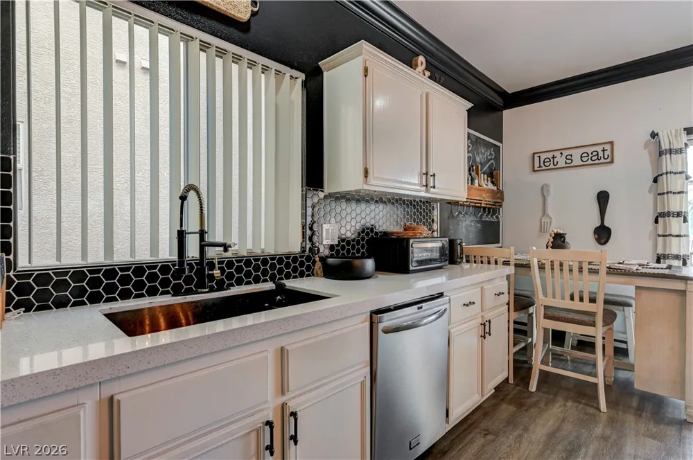 1116 Oceanwood Avenue North Las Vegas, NV 89086