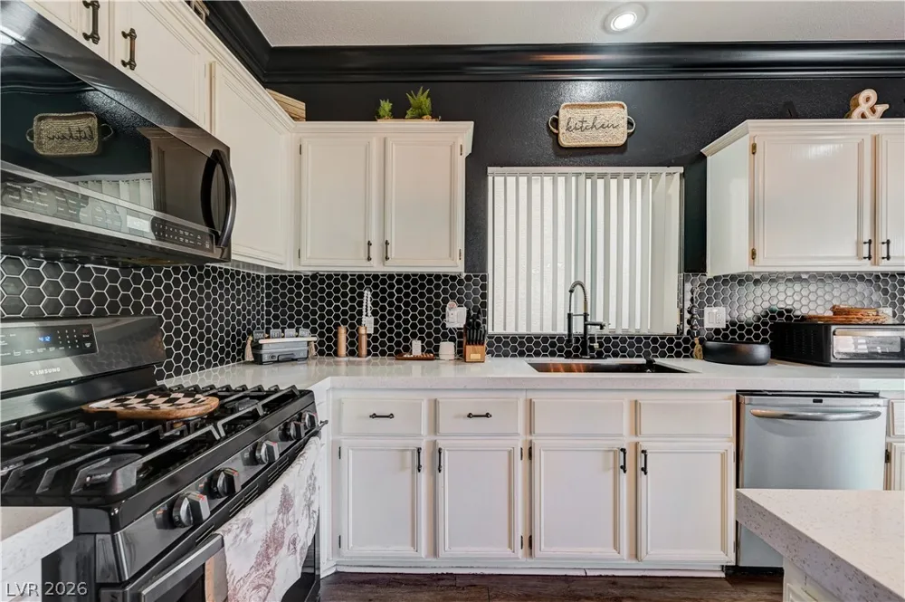 1116 Oceanwood Avenue North Las Vegas, NV 89086