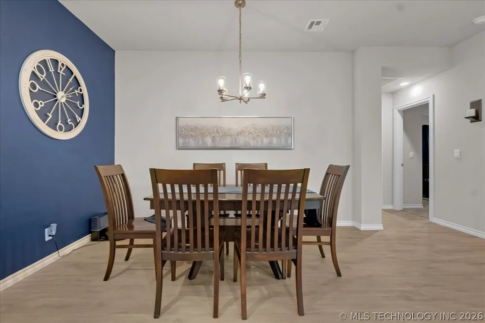 4623 S Chestnut Avenue Broken Arrow, OK 74011