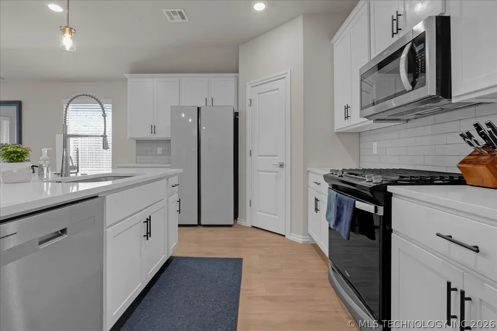 4623 S Chestnut Avenue Broken Arrow, OK 74011