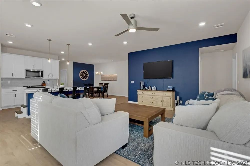 4623 S Chestnut Avenue Broken Arrow, OK 74011