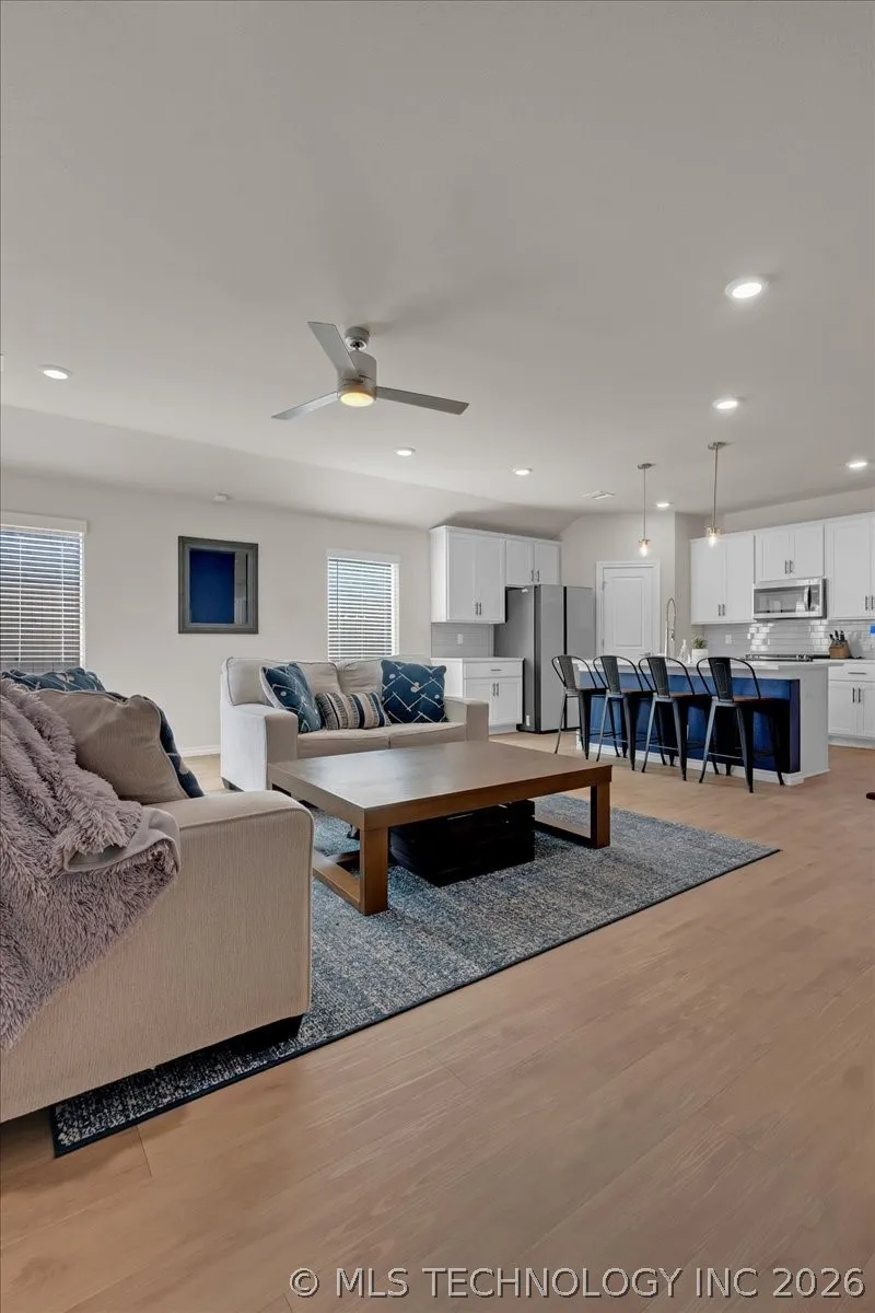 4623 S Chestnut Avenue Broken Arrow, OK 74011