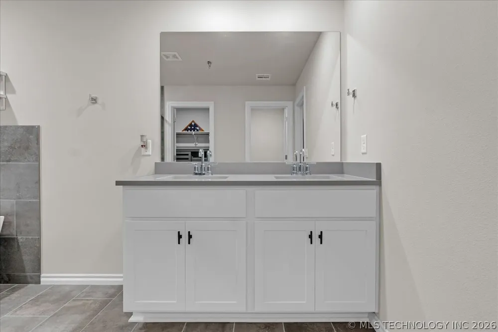 4623 S Chestnut Avenue Broken Arrow, OK 74011