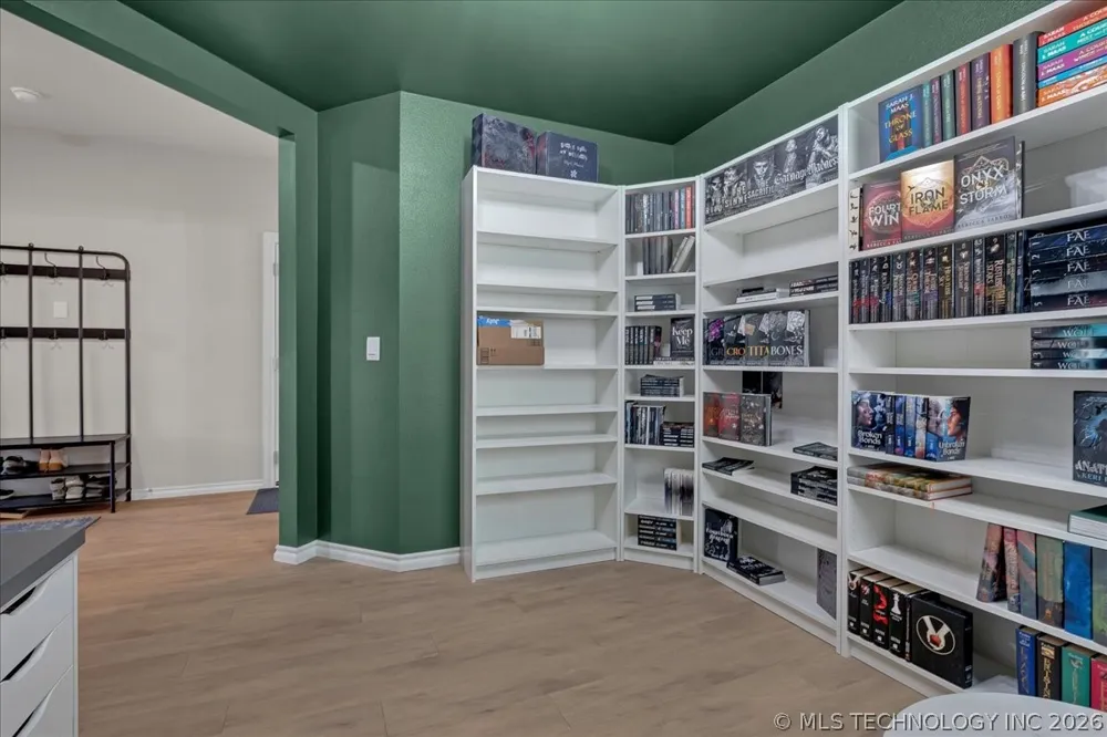 4623 S Chestnut Avenue Broken Arrow, OK 74011