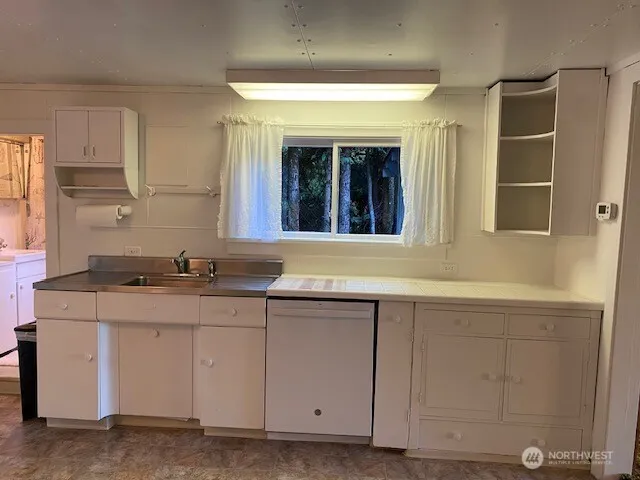 3722 Forest Beach Drive Gig Harbor, WA 98335