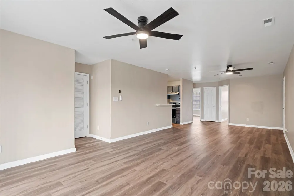 1134 Plaza Walk Drive Charlotte, NC 28215