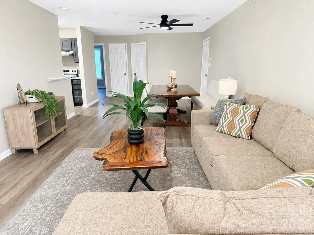 1134 Plaza Walk Drive Charlotte, NC 28215