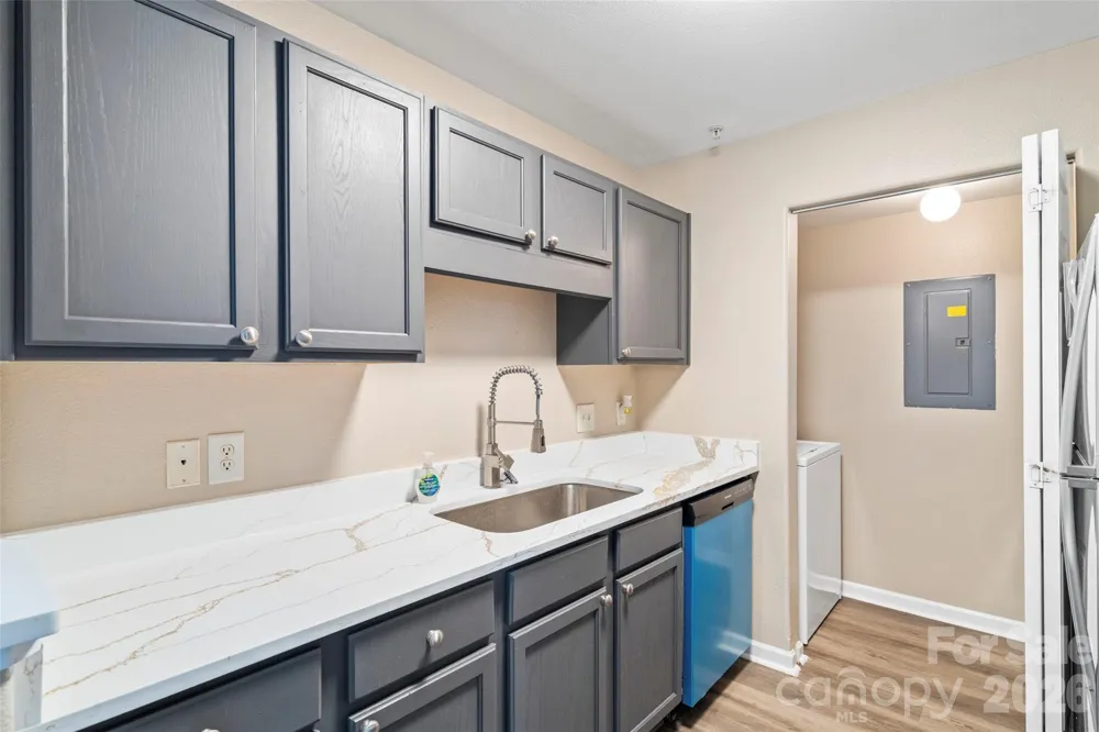 1134 Plaza Walk Drive Charlotte, NC 28215