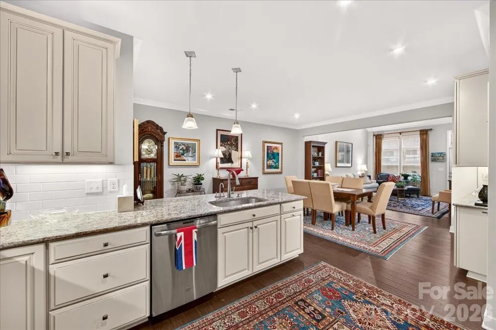 5804 Barrowlands Court Charlotte, NC 28210