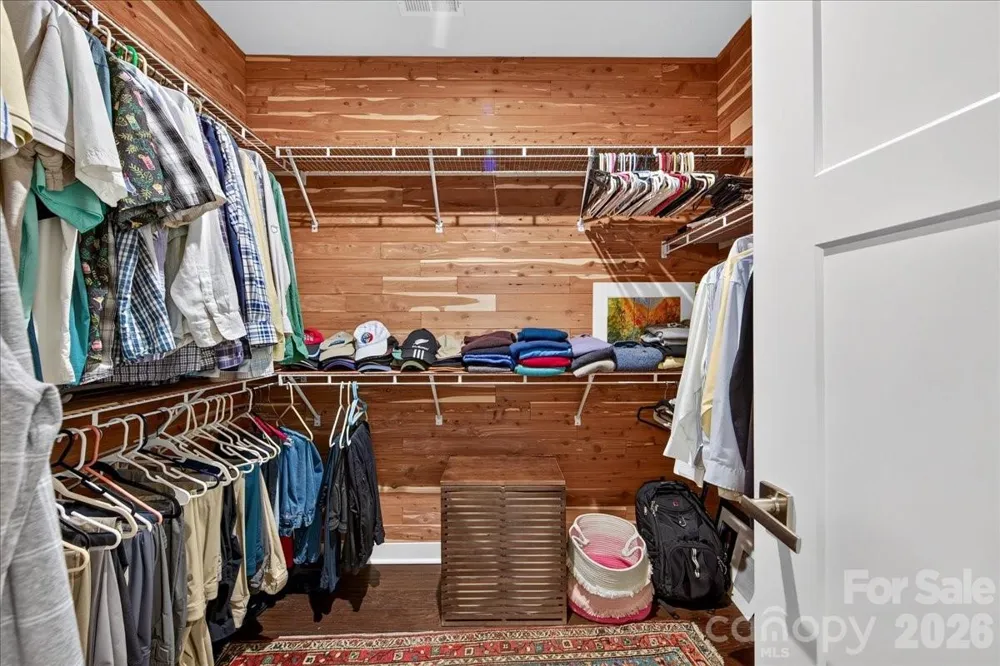 5804 Barrowlands Court Charlotte, NC 28210