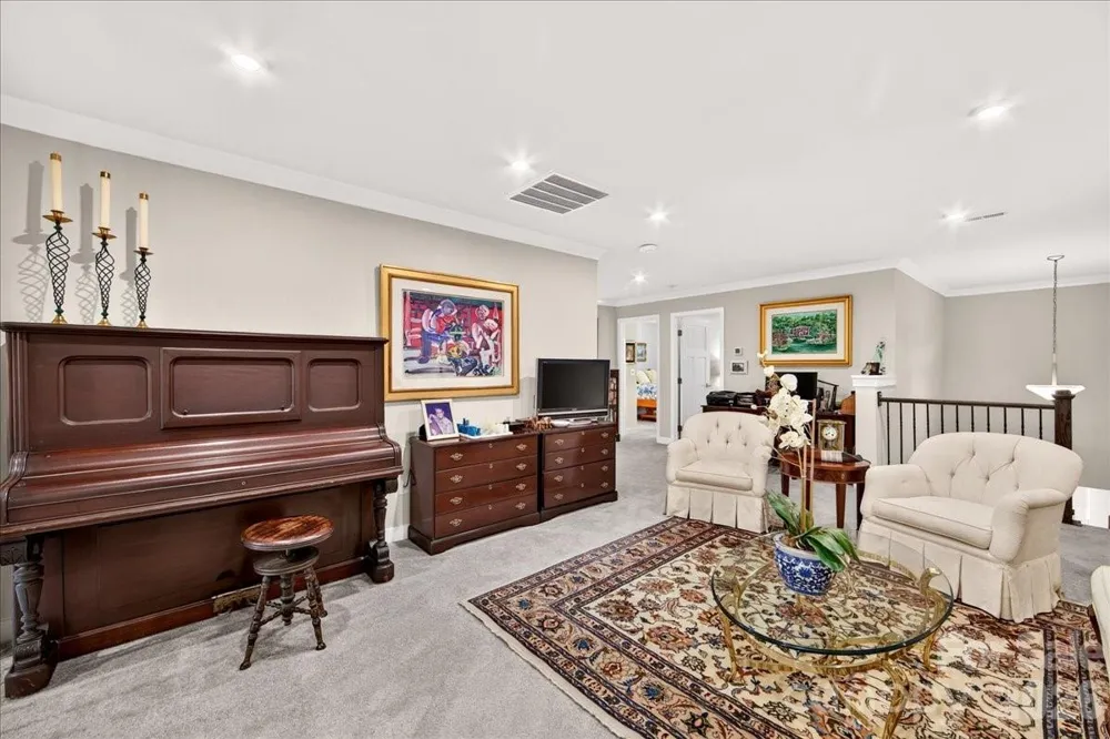 5804 Barrowlands Court Charlotte, NC 28210