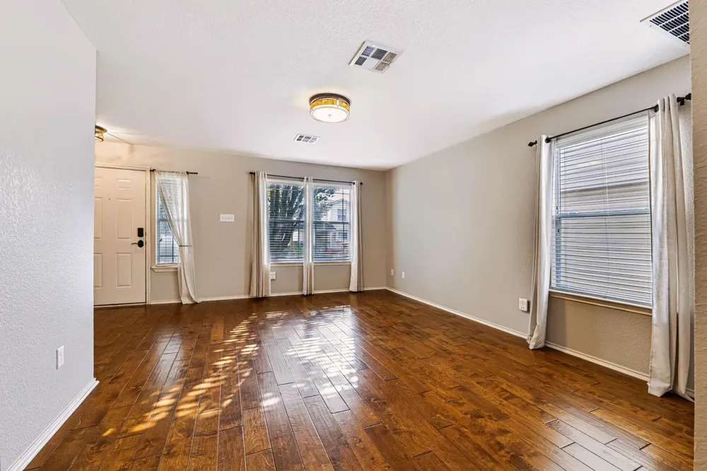 1421 Davis Mountain Loop Cedar Park, TX 78613