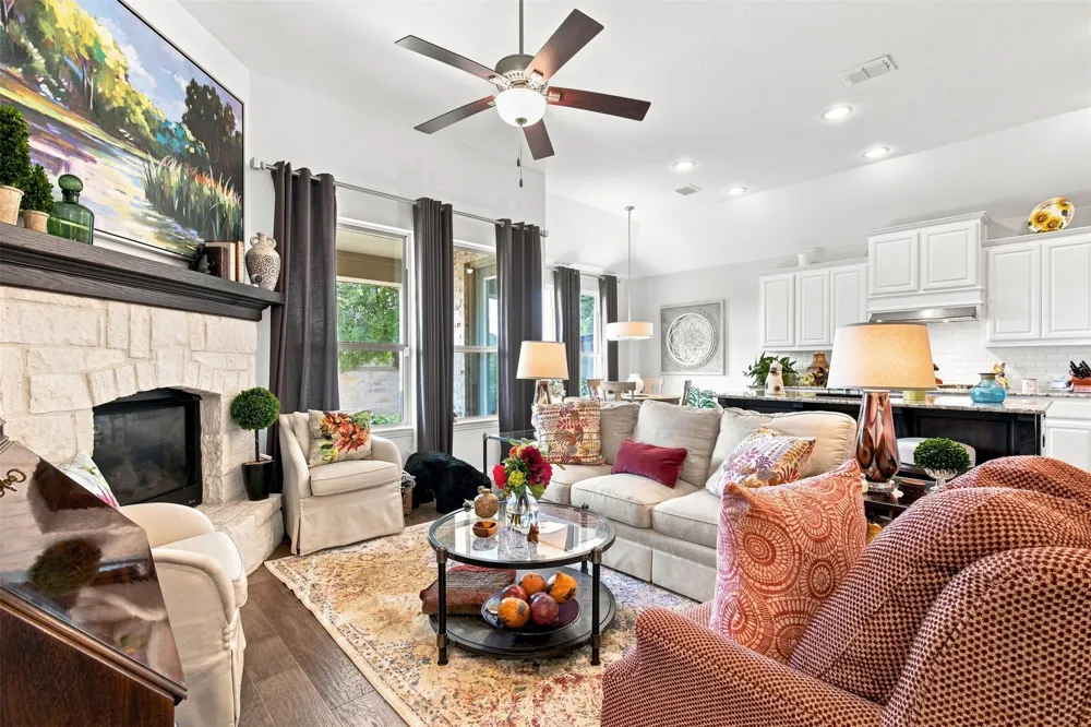 400 Village Creek Drive McKinney, TX 75071