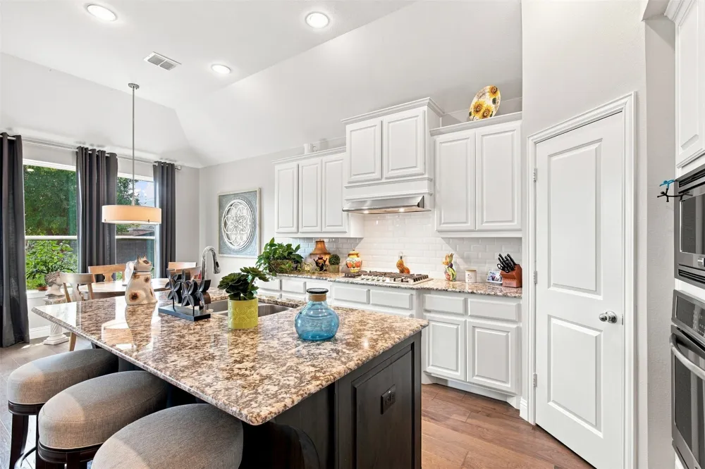 400 Village Creek Drive McKinney, TX 75071