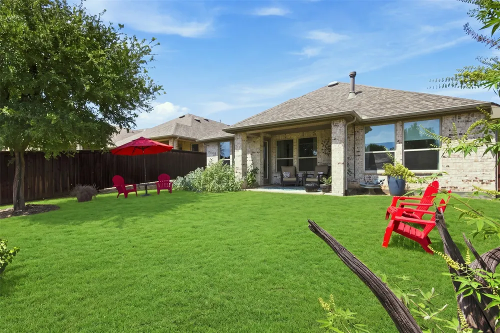 400 Village Creek Drive McKinney, TX 75071