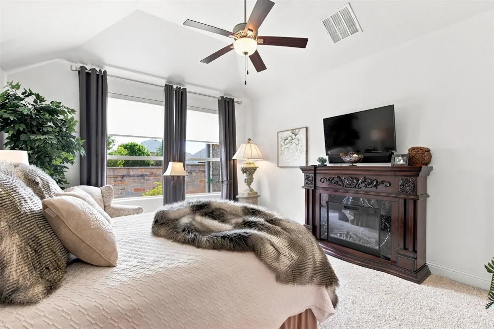 400 Village Creek Drive McKinney, TX 75071