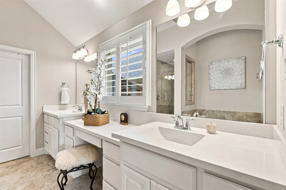 400 Village Creek Drive McKinney, TX 75071