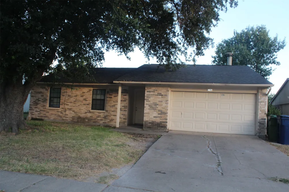 5706 Briarcrest Drive Garland, TX 75043