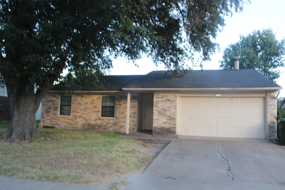 5706 Briarcrest Drive Garland, TX 75043