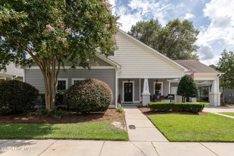 1724 Sassafras Court