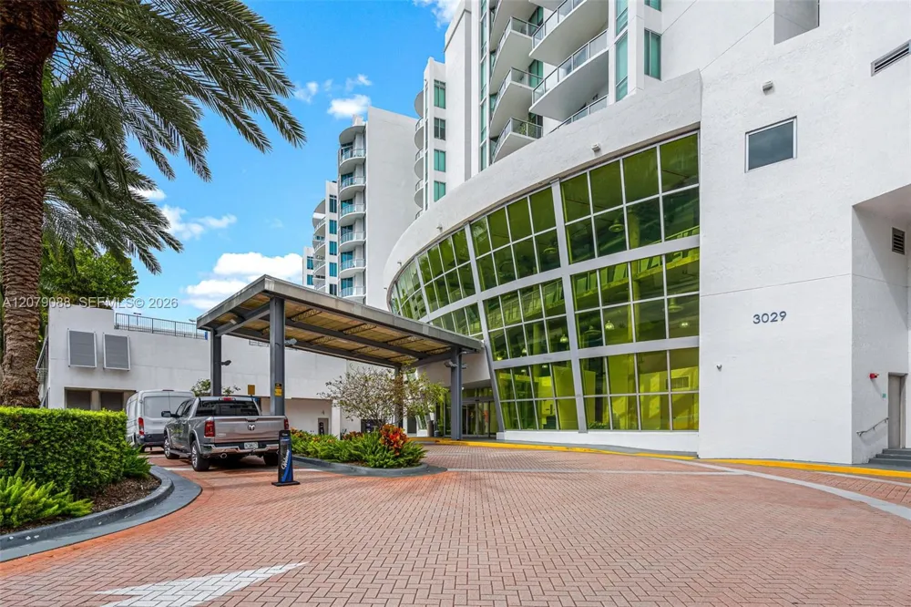 3029 NE 188th St #618 Aventura, FL 33180