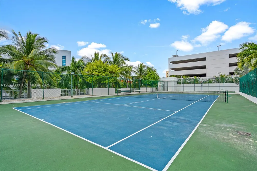3029 NE 188th St #618 Aventura, FL 33180