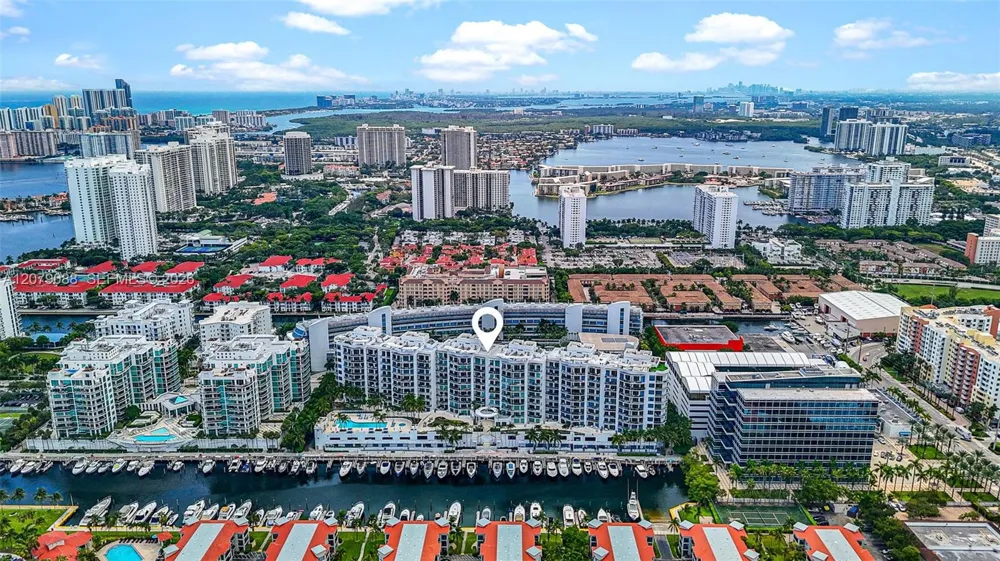 3029 NE 188th St #618 Aventura, FL 33180