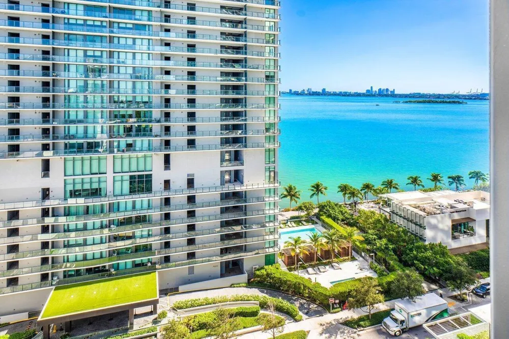 650 NE 32ND STREET #1508 Miami, FL 33137
