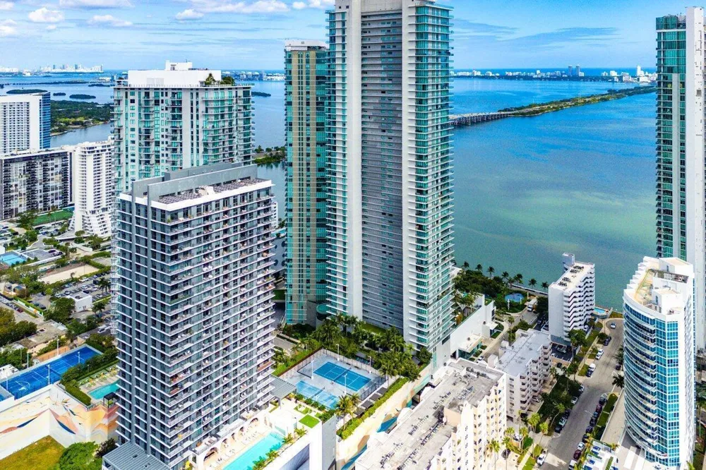 650 NE 32ND STREET #1508 Miami, FL 33137