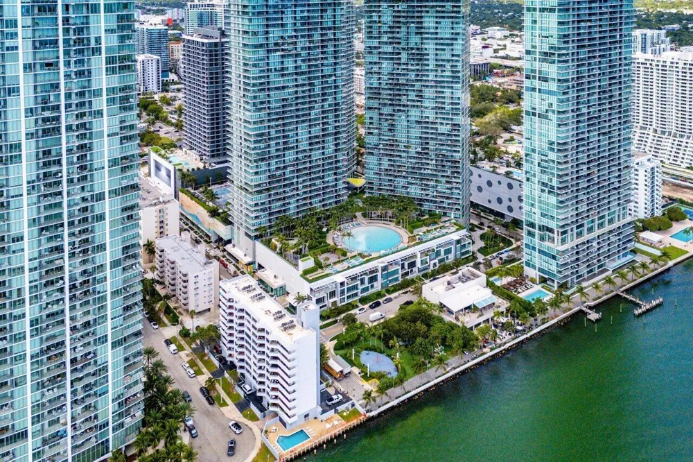 650 NE 32ND STREET #1508 Miami, FL 33137