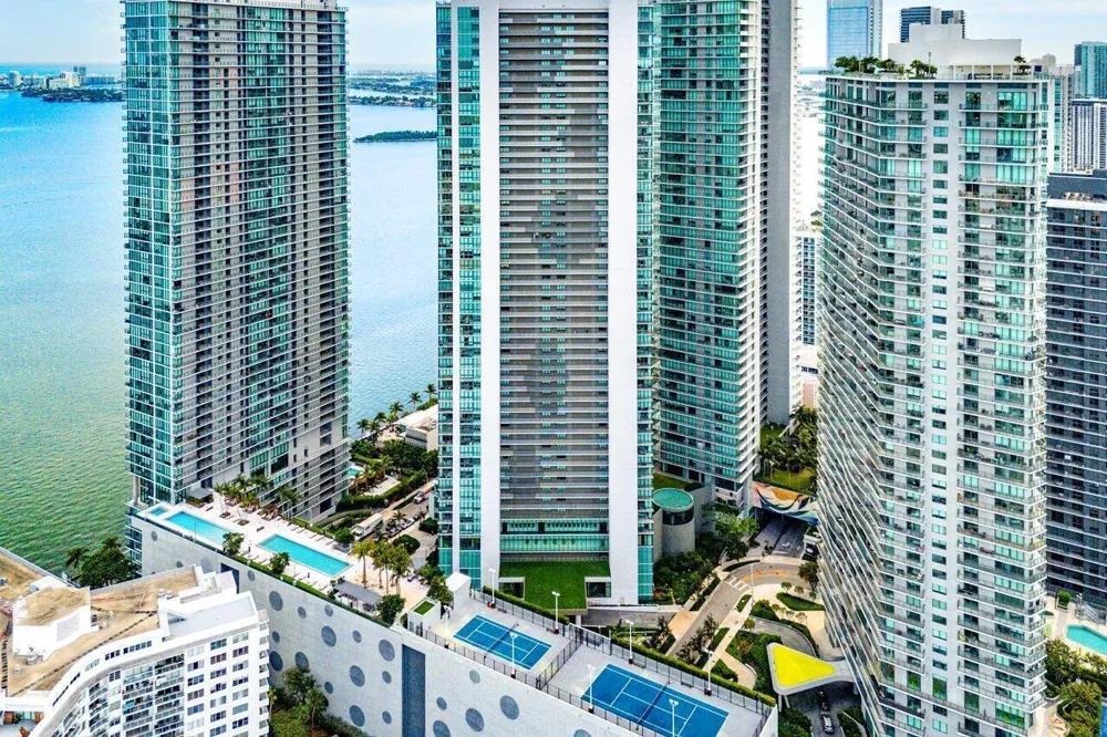 650 NE 32ND STREET #1508 Miami, FL 33137