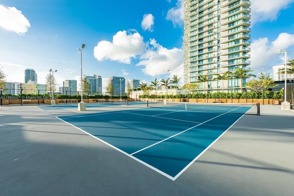 650 NE 32ND STREET #1508 Miami, FL 33137