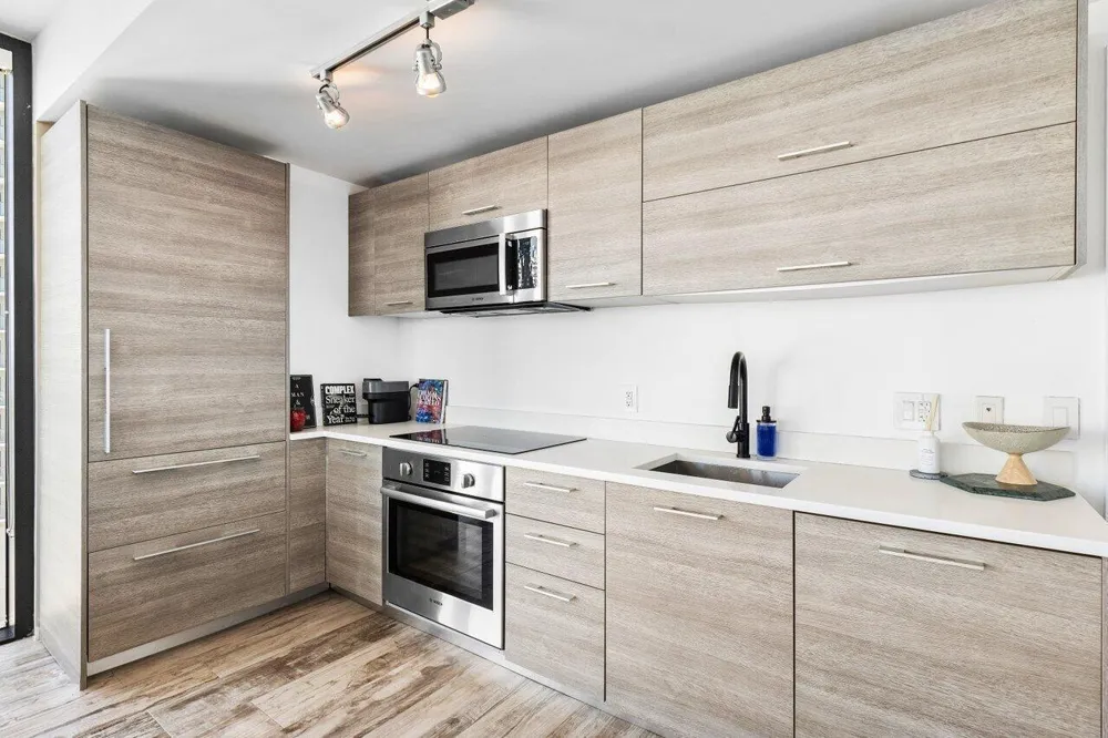 650 NE 32ND STREET #1508 Miami, FL 33137