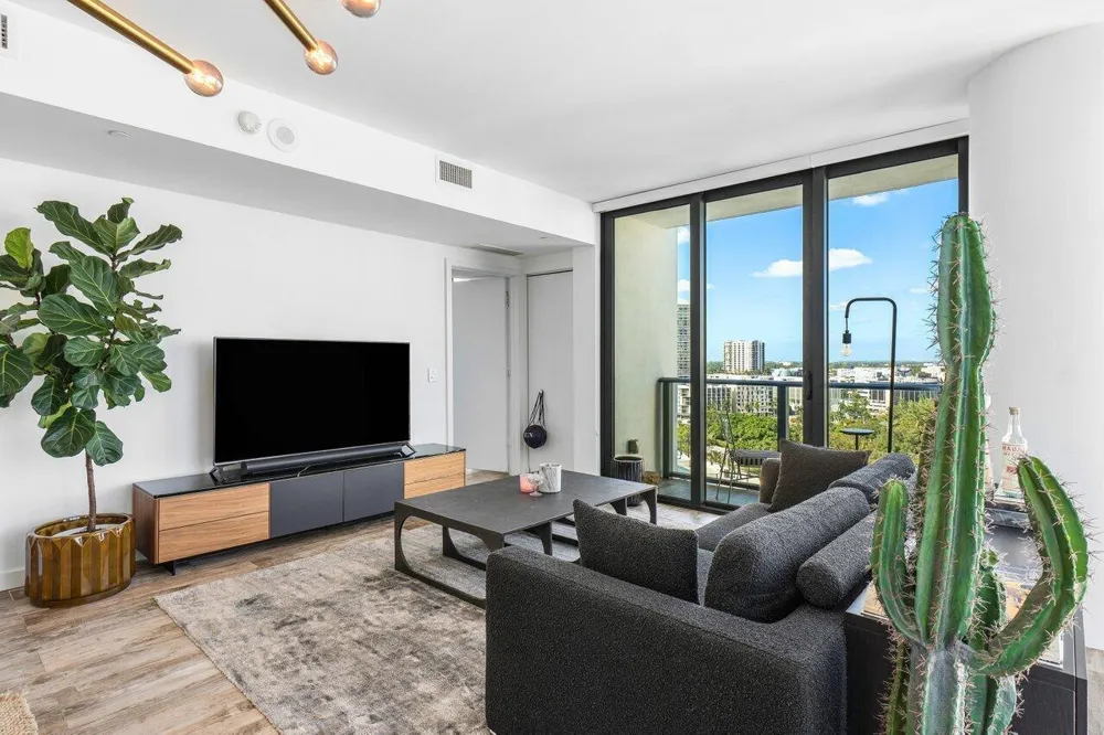 650 NE 32ND STREET #1508 Miami, FL 33137
