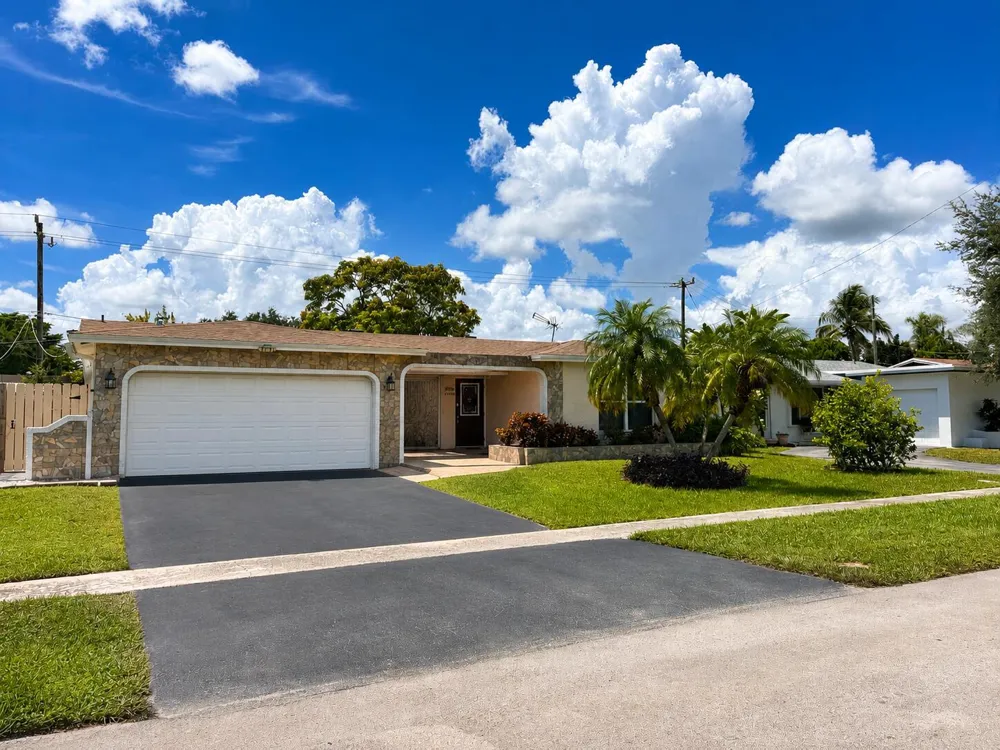 10720 NW 26TH PLACE Sunrise, FL 33322
