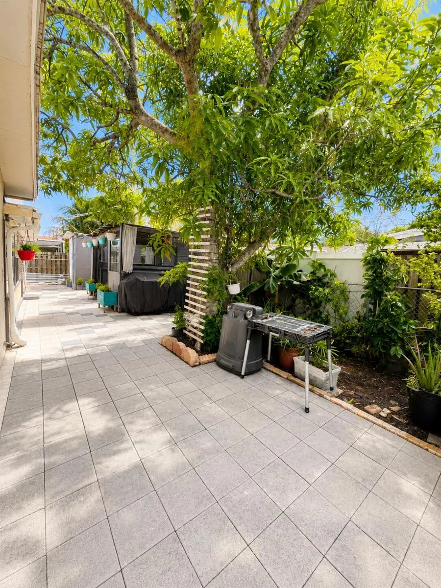 10720 NW 26TH PLACE Sunrise, FL 33322