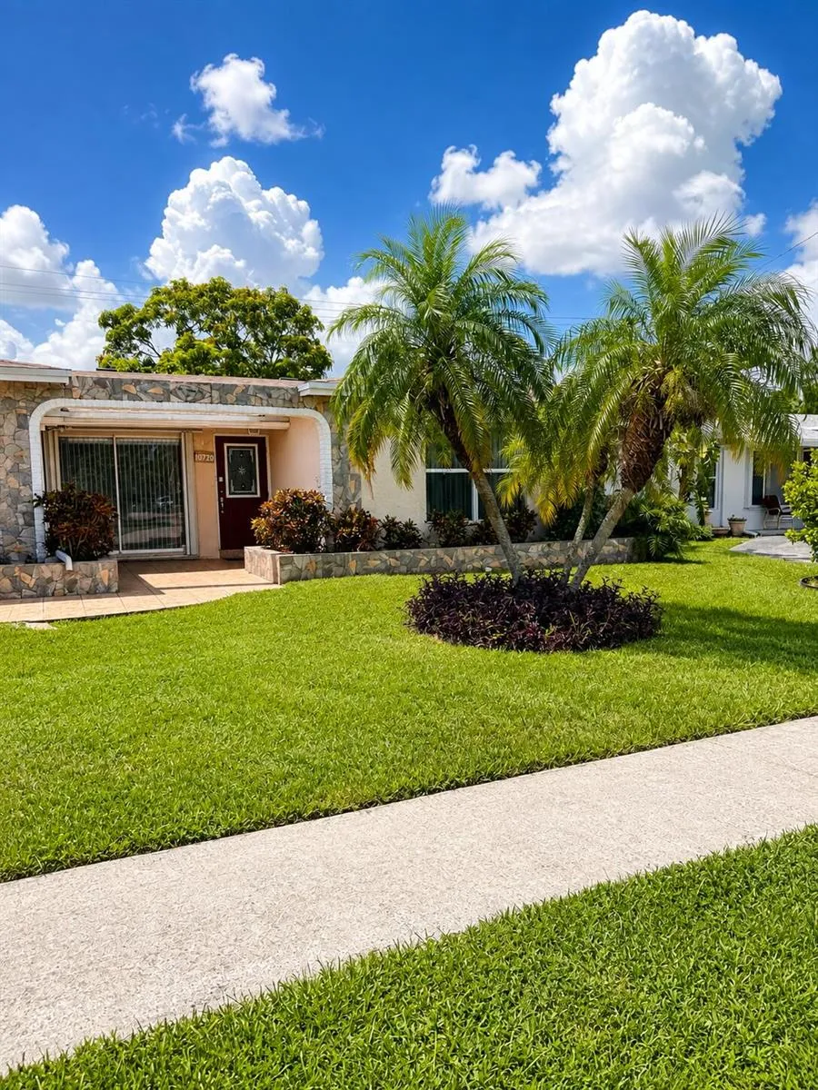 10720 NW 26TH PLACE Sunrise, FL 33322