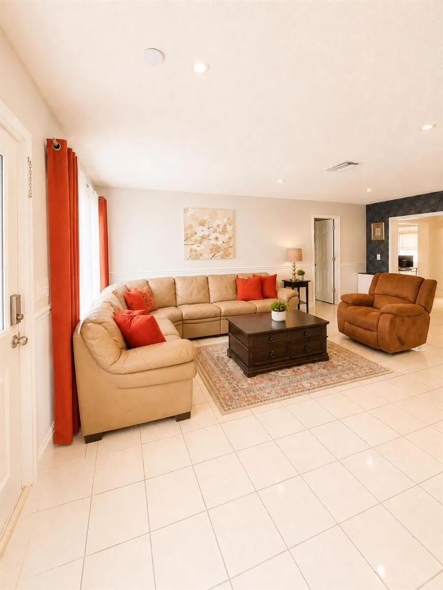 10720 NW 26TH PLACE Sunrise, FL 33322