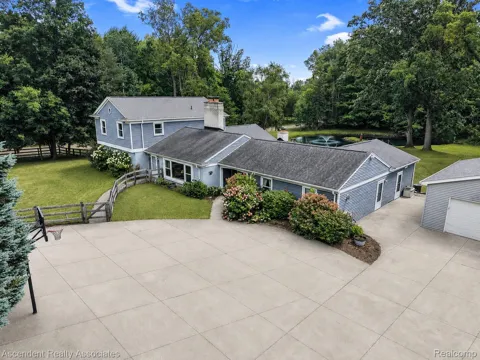6157 Blue Beech Court
