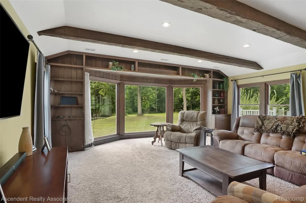 6157 Blue Beech Court Rochester Hills City, MI 48306