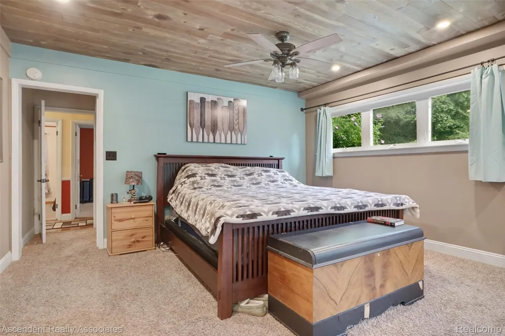 6157 Blue Beech Court Rochester Hills City, MI 48306