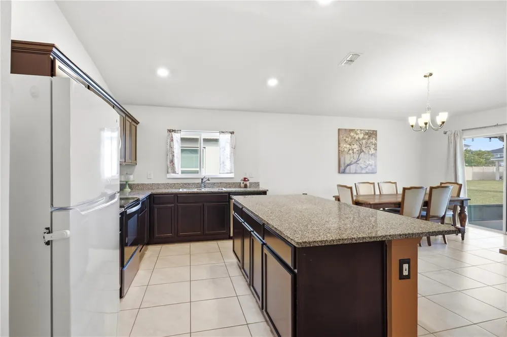 3842 WHITETAIL COURT St Cloud, FL 34772
