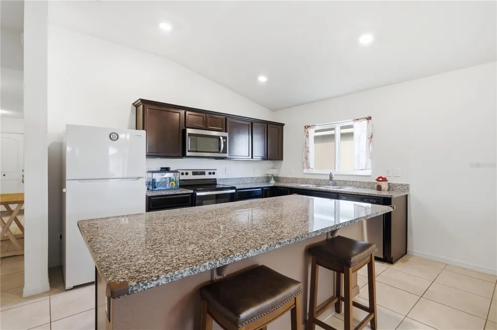 3842 WHITETAIL COURT St Cloud, FL 34772